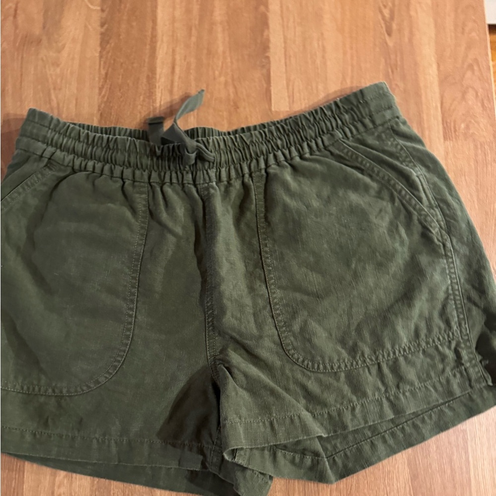 Women’s J. crew linen shorts, Bundle of 4 ,
Size Small - Picture 8 of 12